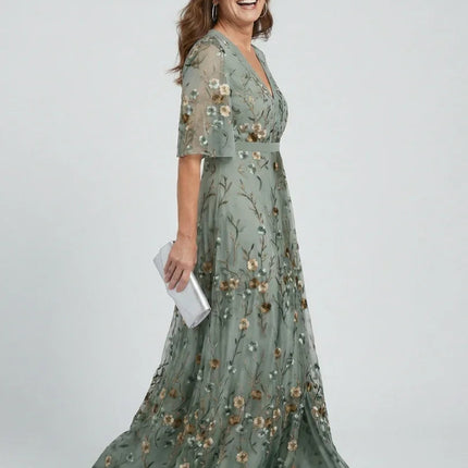 Halter Bloom Flow Maxi Dress