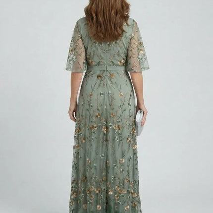 Halter Bloom Flow Maxi Dress